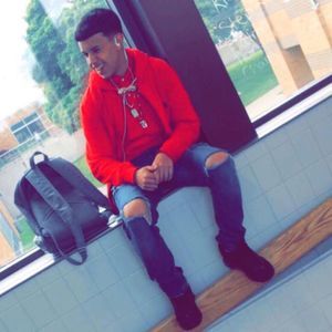 Meet your Posher, Edgardo